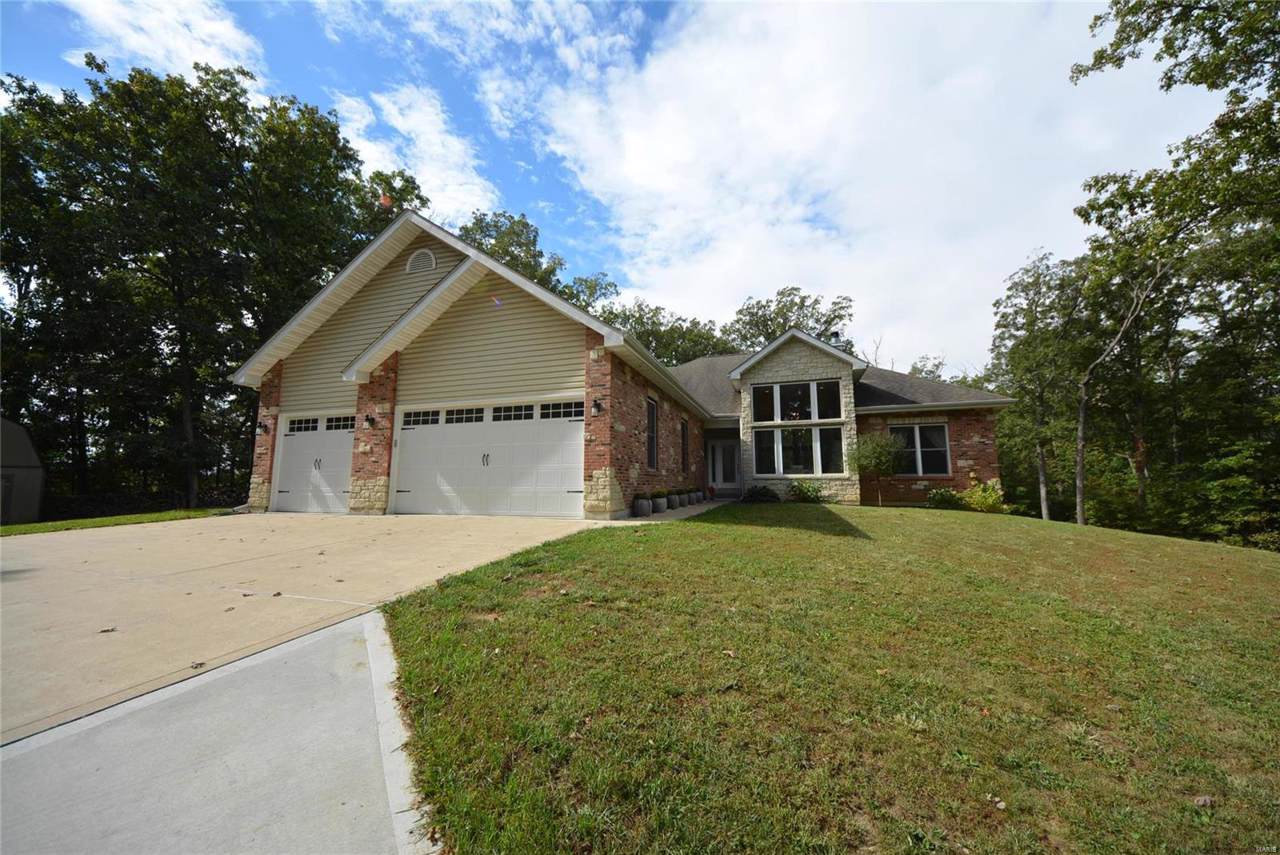 203 Lakewood Trail Court - Photo 1