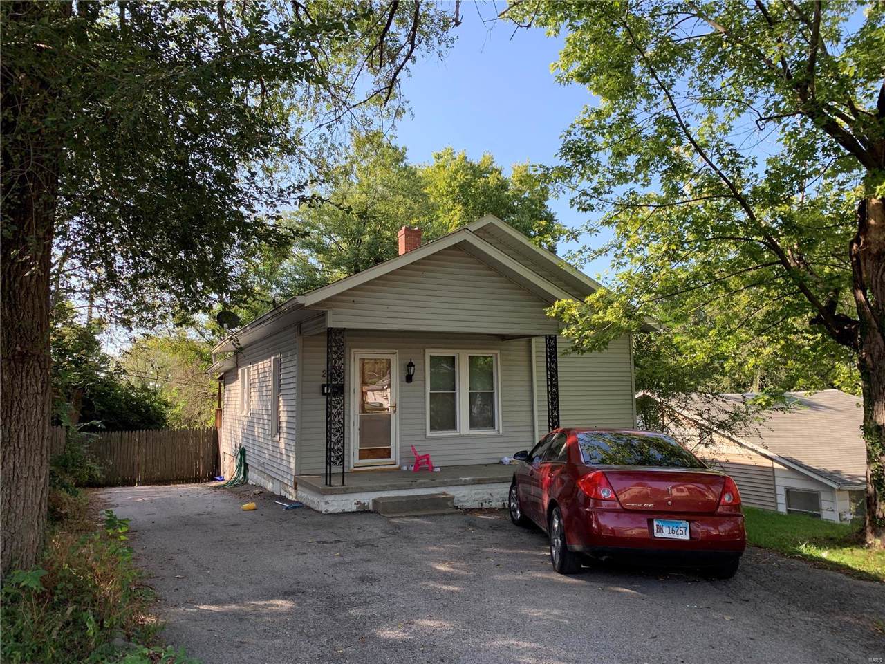 2705 Viewland Street - Photo 1