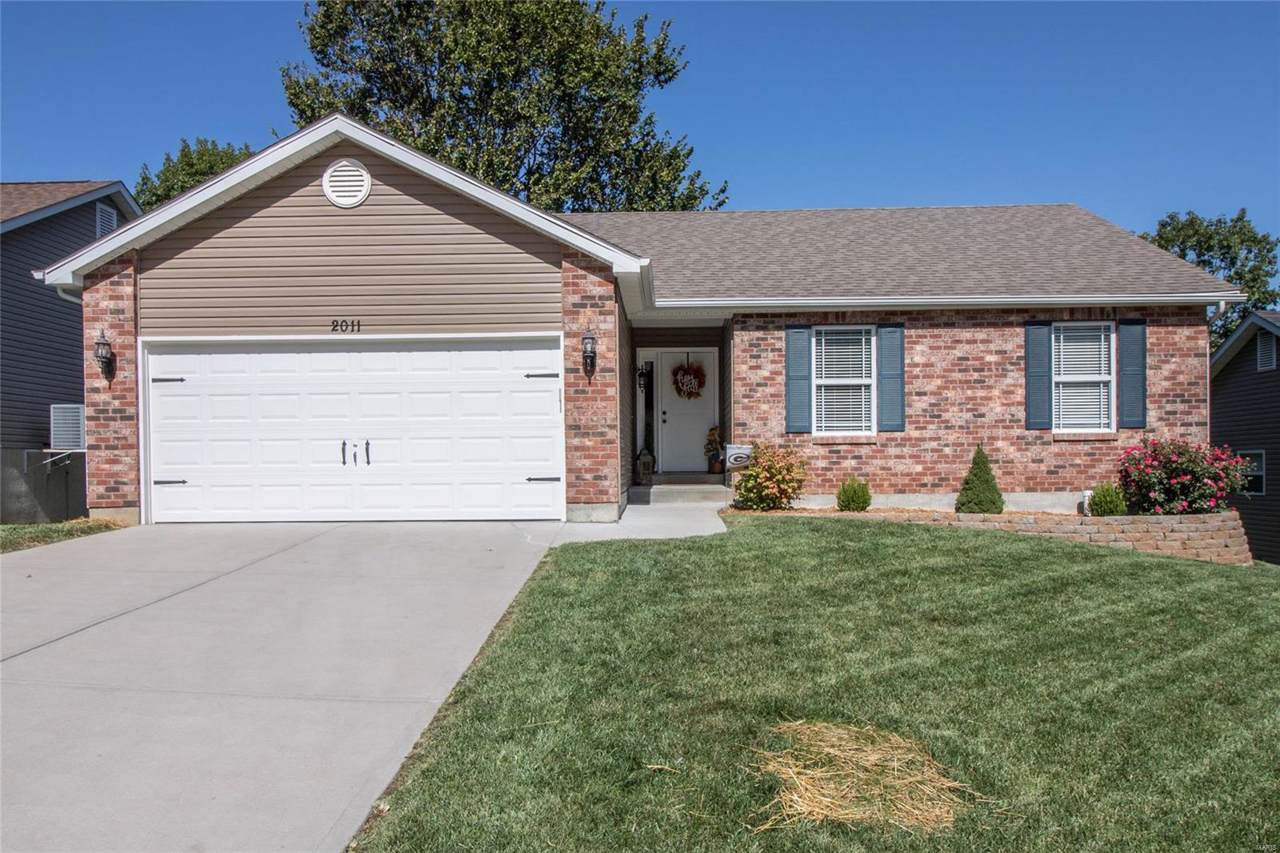 2011 Magnolia Way - Photo 1