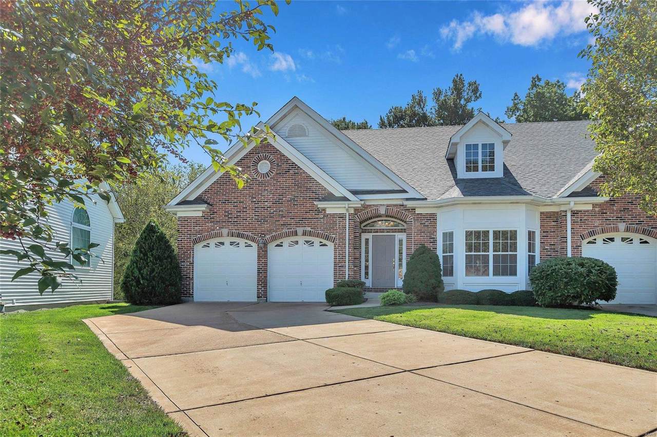 346 Waverly Place Court - Photo 1