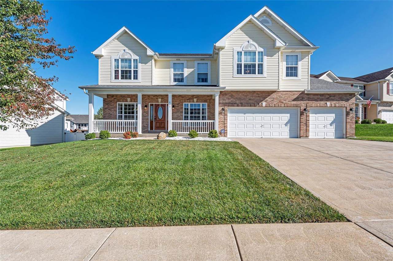 411 Van Buren Court - Photo 1