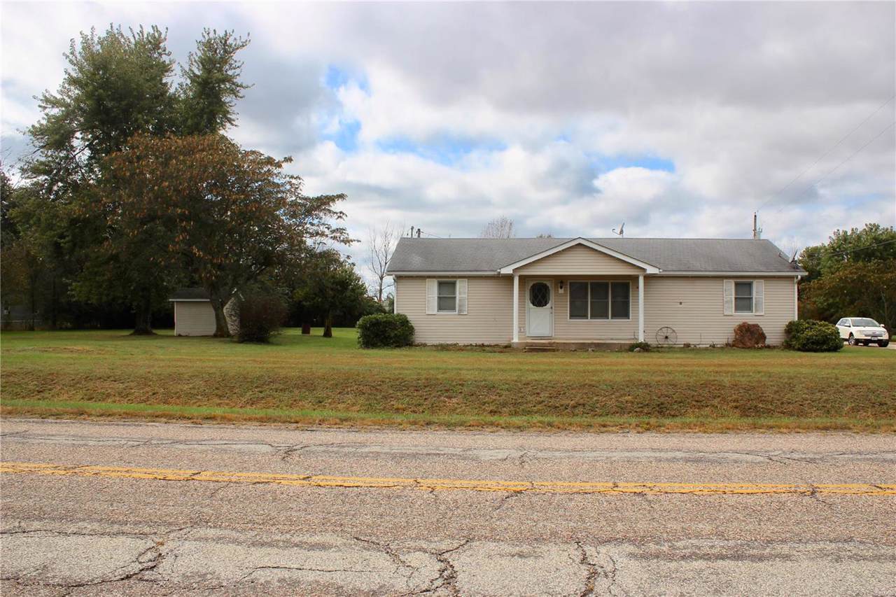 106 Walnut - Photo 1