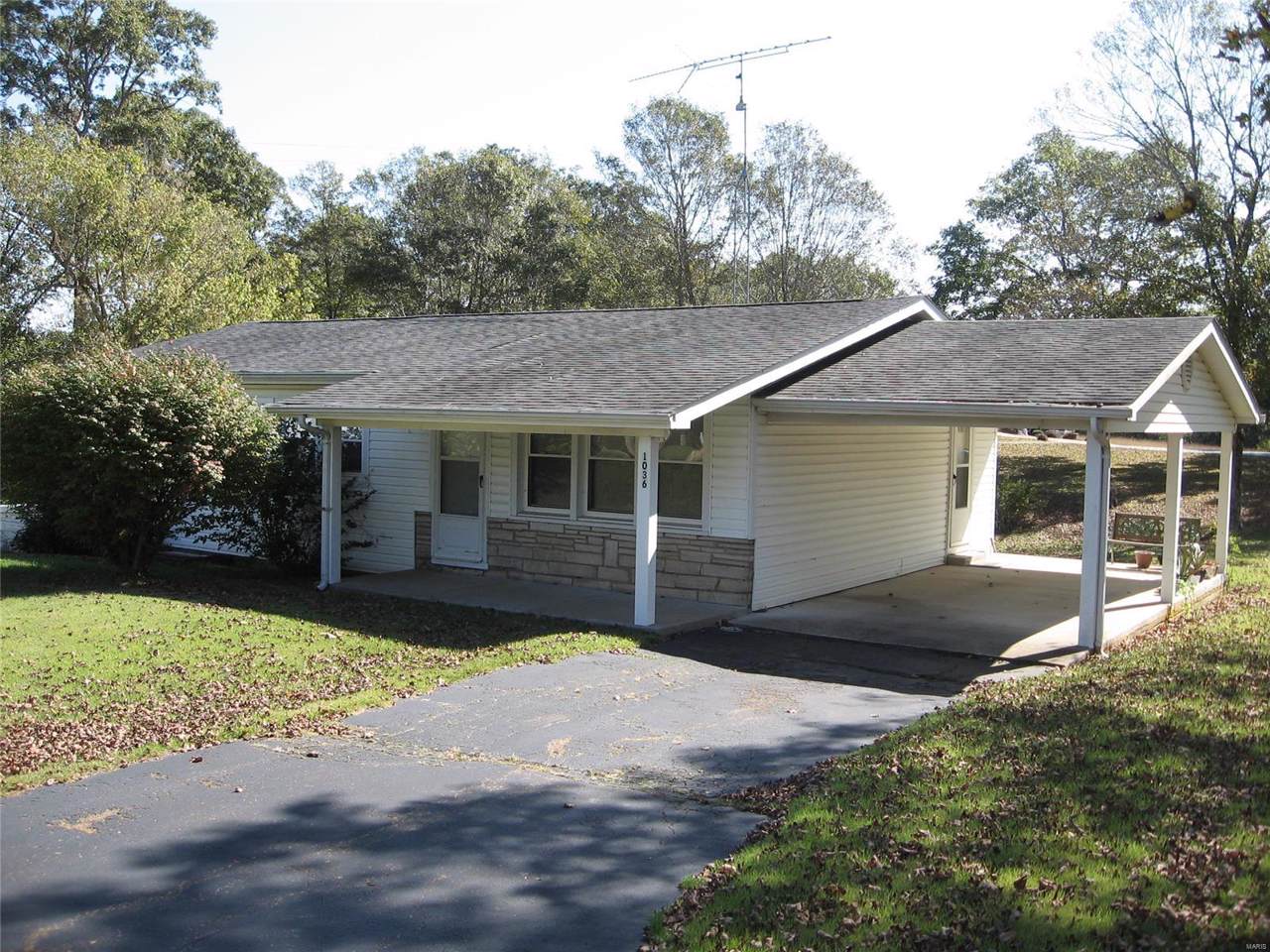 1036 Hwy. M - Photo 1