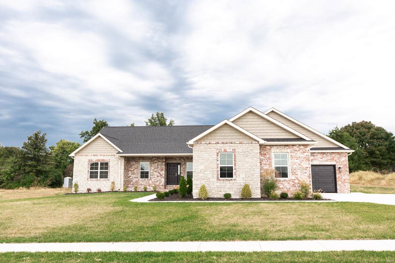 3733 Golf View Circle - Photo 1