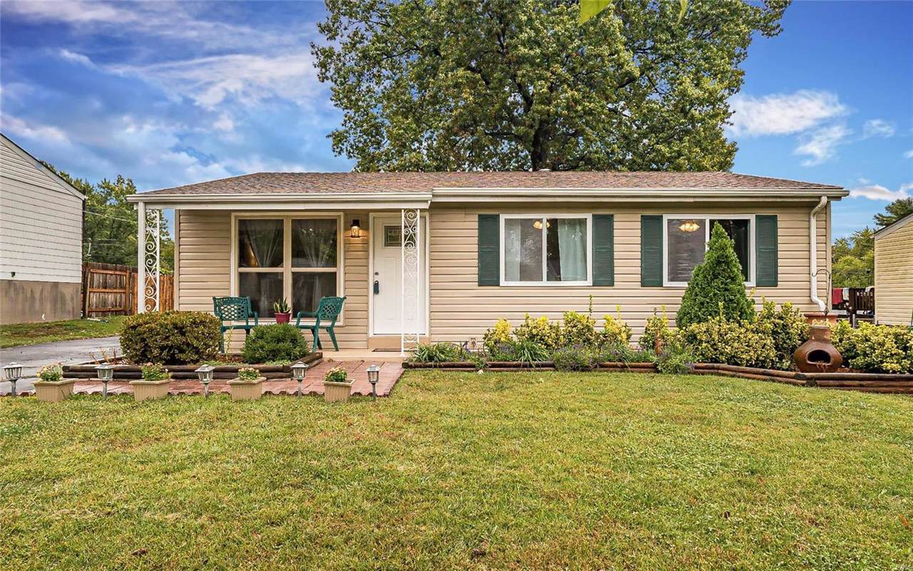 2828 Laurel View Lane - Photo 1