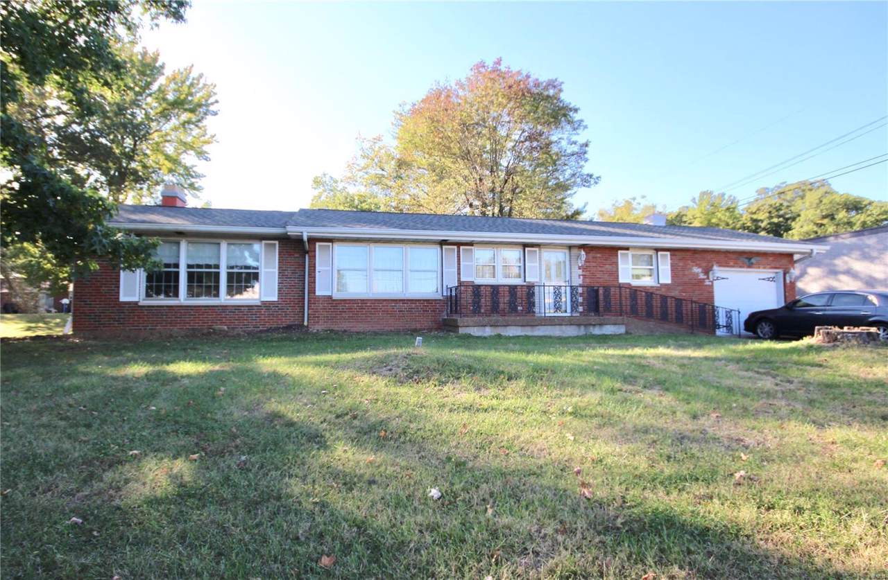 5510 Purvis - Photo 1