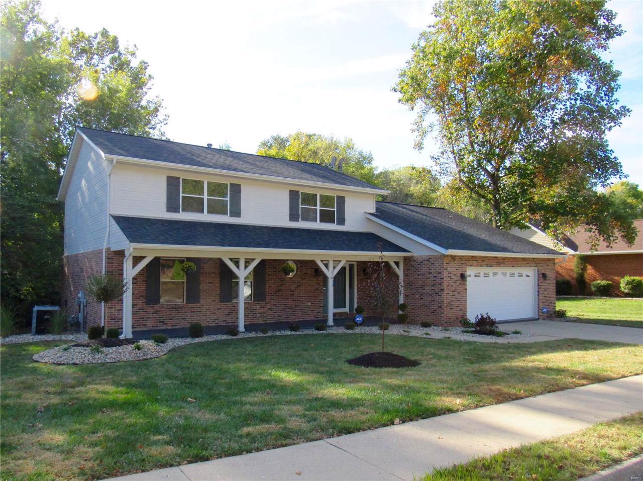 1213 Tanglewood - Photo 1
