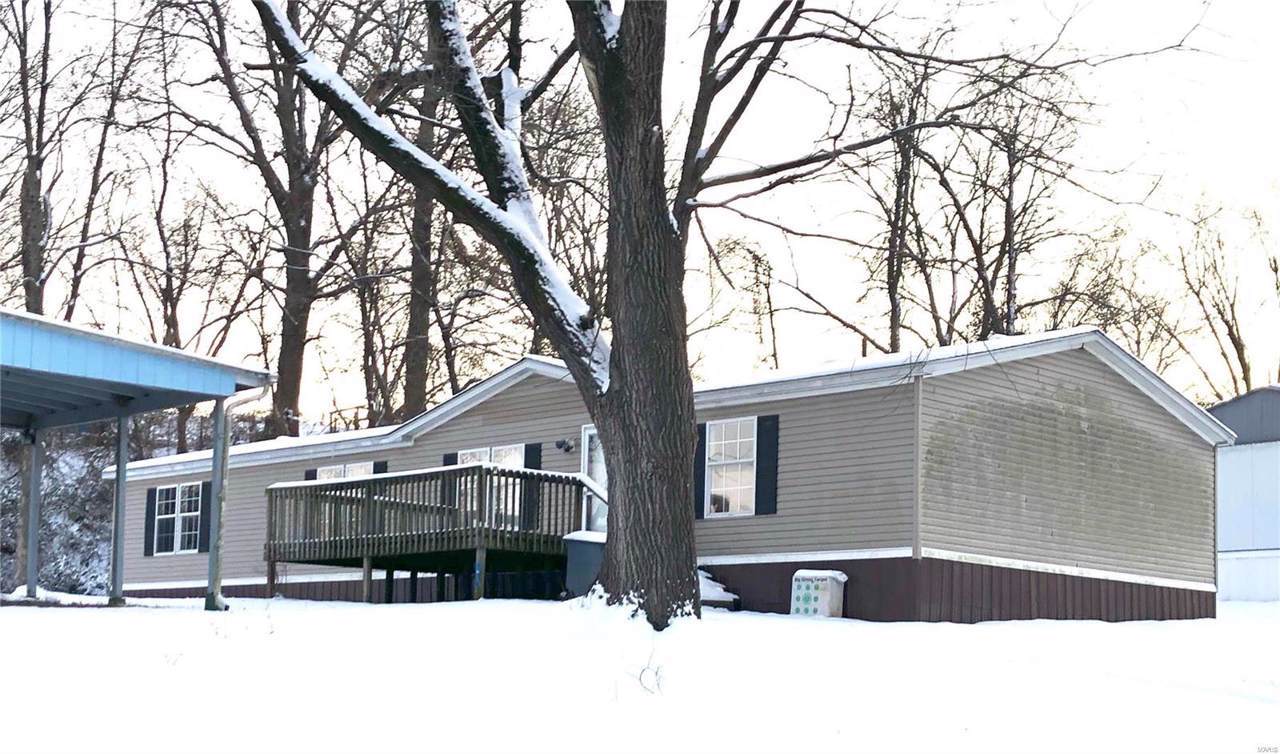 1320 8th Street - Photo 1