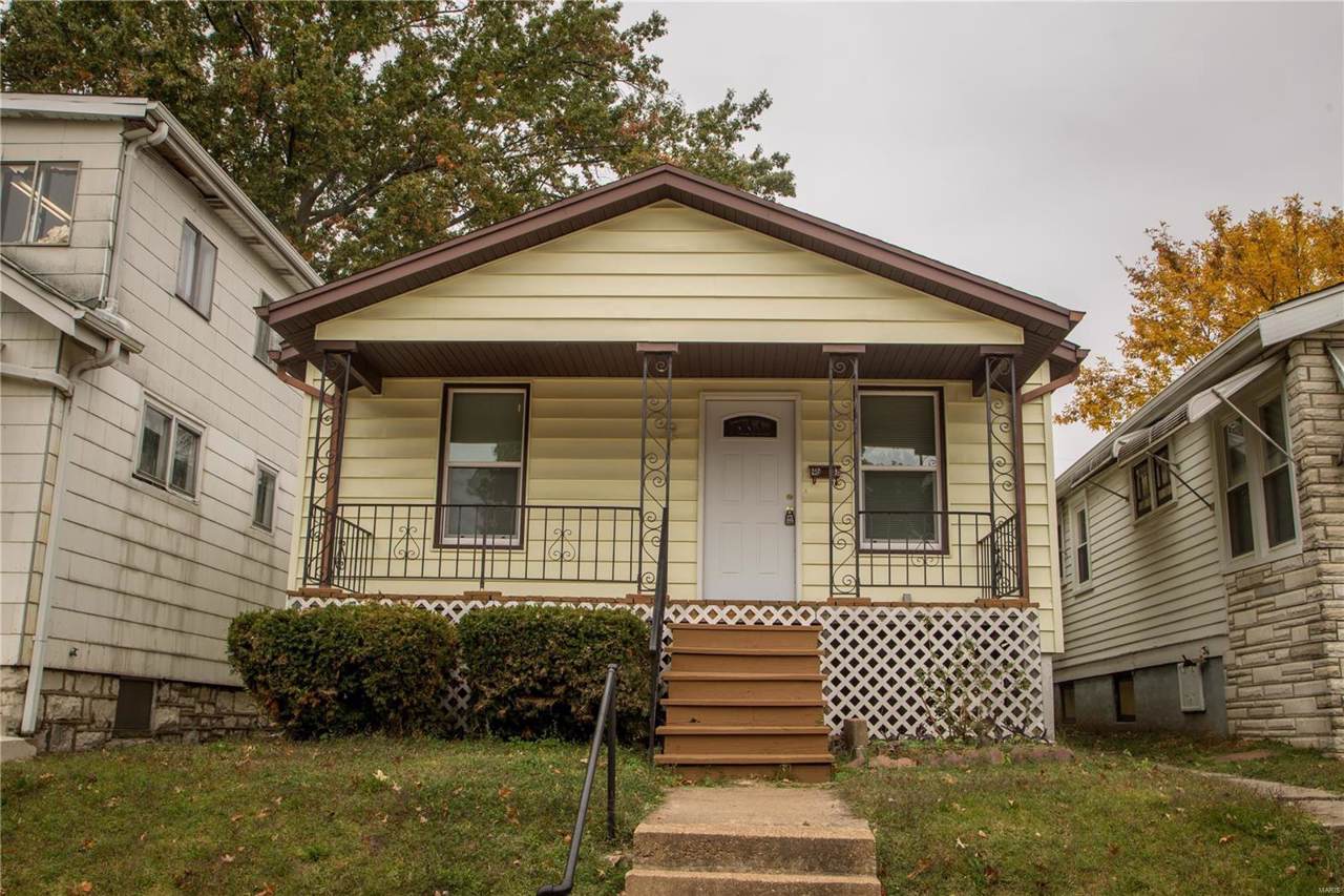4617 Steffens Avenue - Photo 1