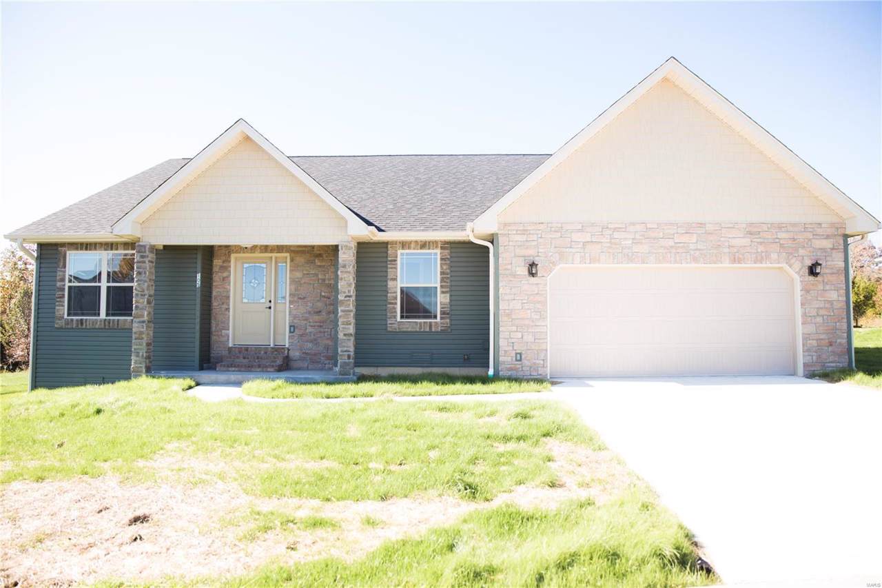 105 Kennedy Marie - Photo 1