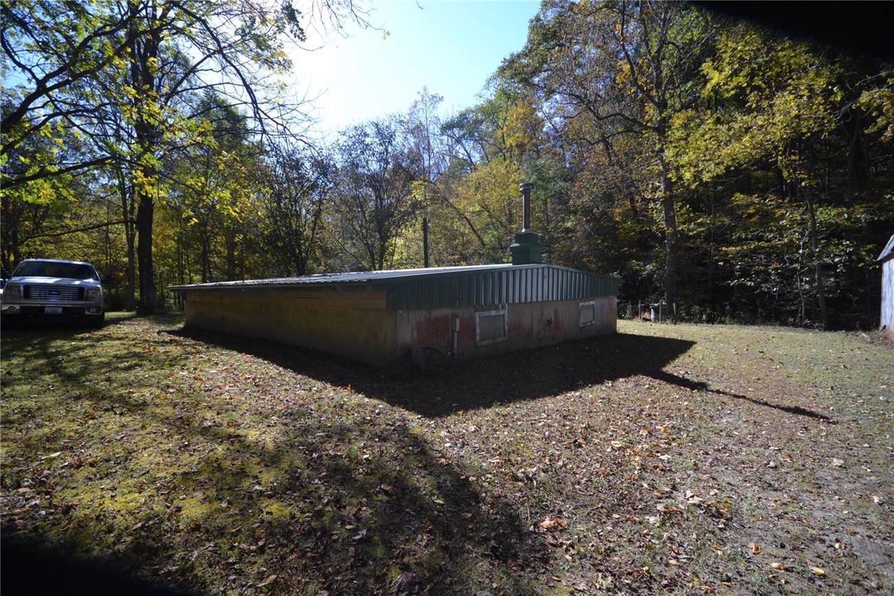 1006 Happy Hollow Road - Photo 1