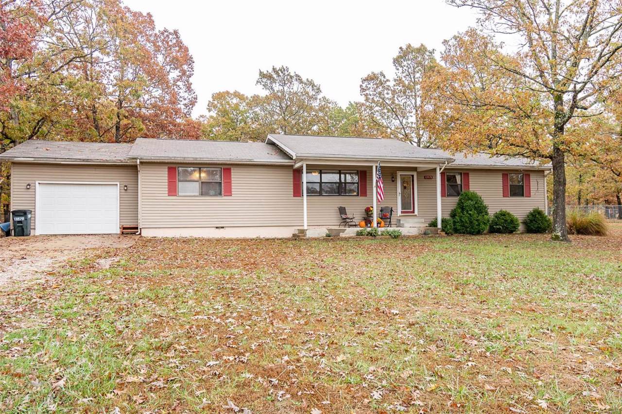13978 Maple Lane - Photo 1