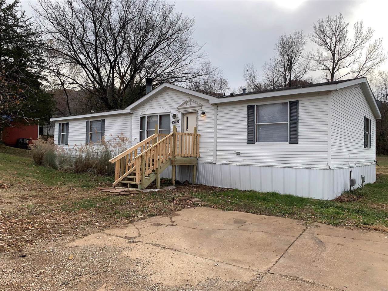 5590 Stonecrest - Photo 1