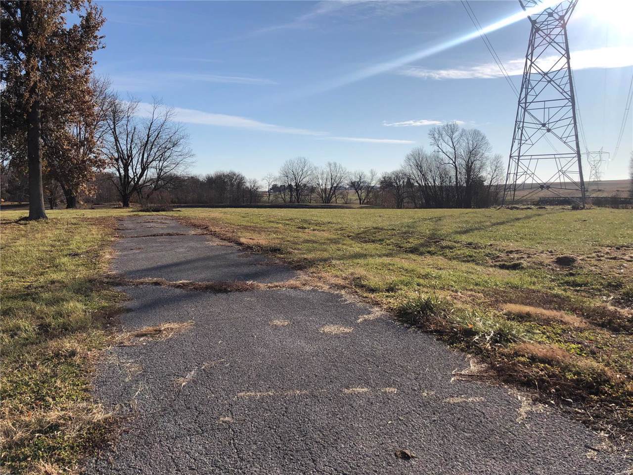 2230 Kaiser Road - Photo 1