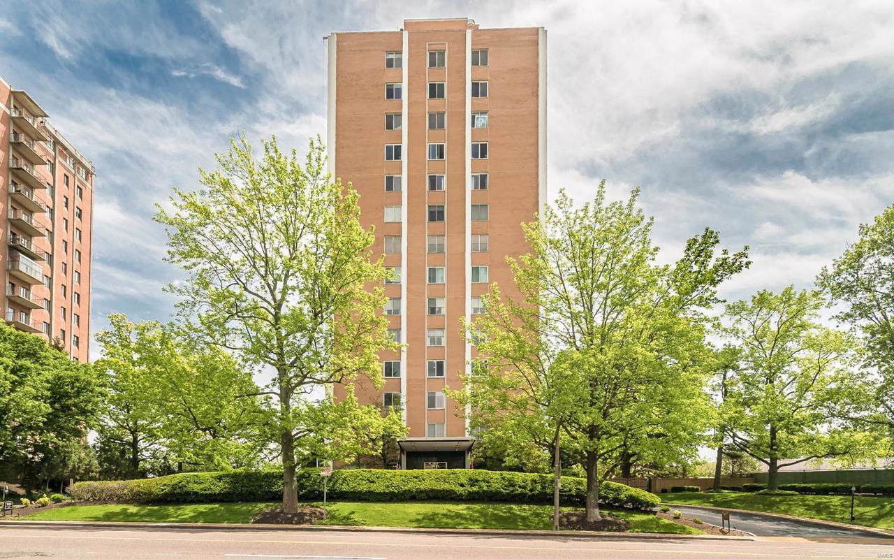 900 Hanley - Photo 1