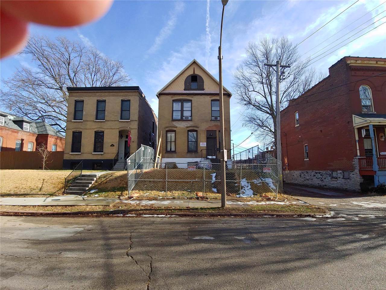 2140 Oregon Avenue - Photo 1