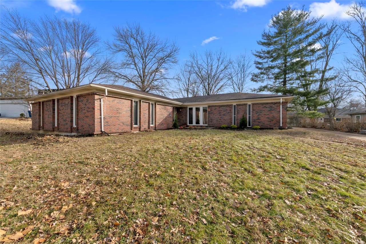 304 Bright Meadows Drive - Photo 1