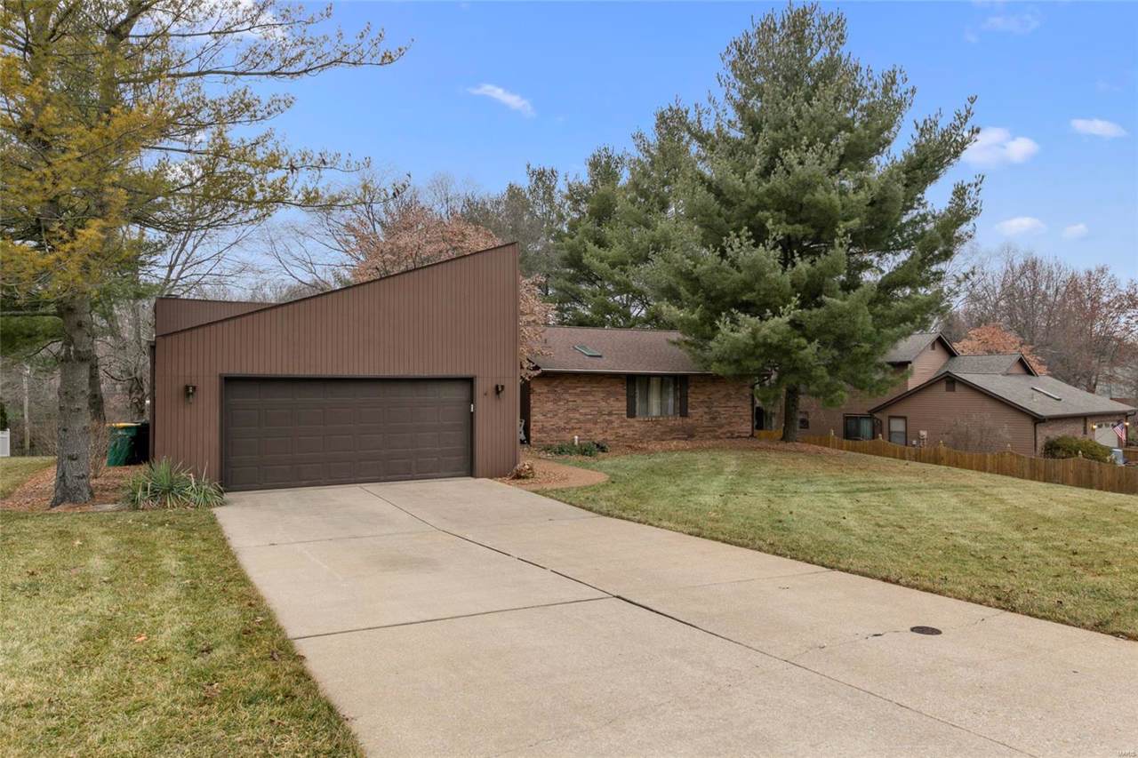 1147 Shadow Ridge Xing - Photo 1