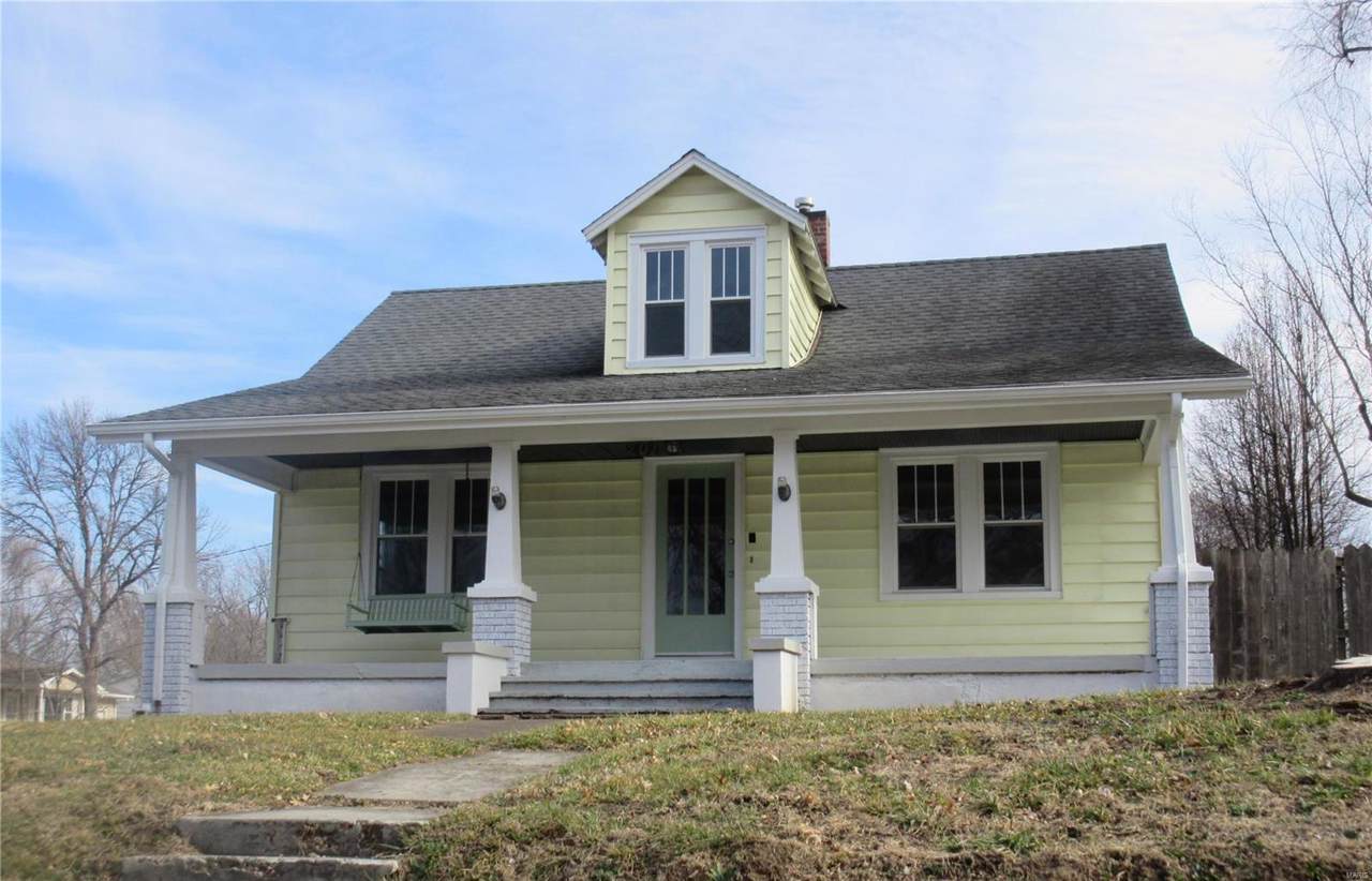 201 S Main - Photo 1