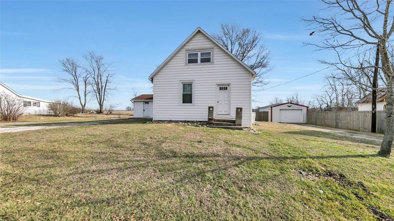 1916 Ames Road - Photo 1