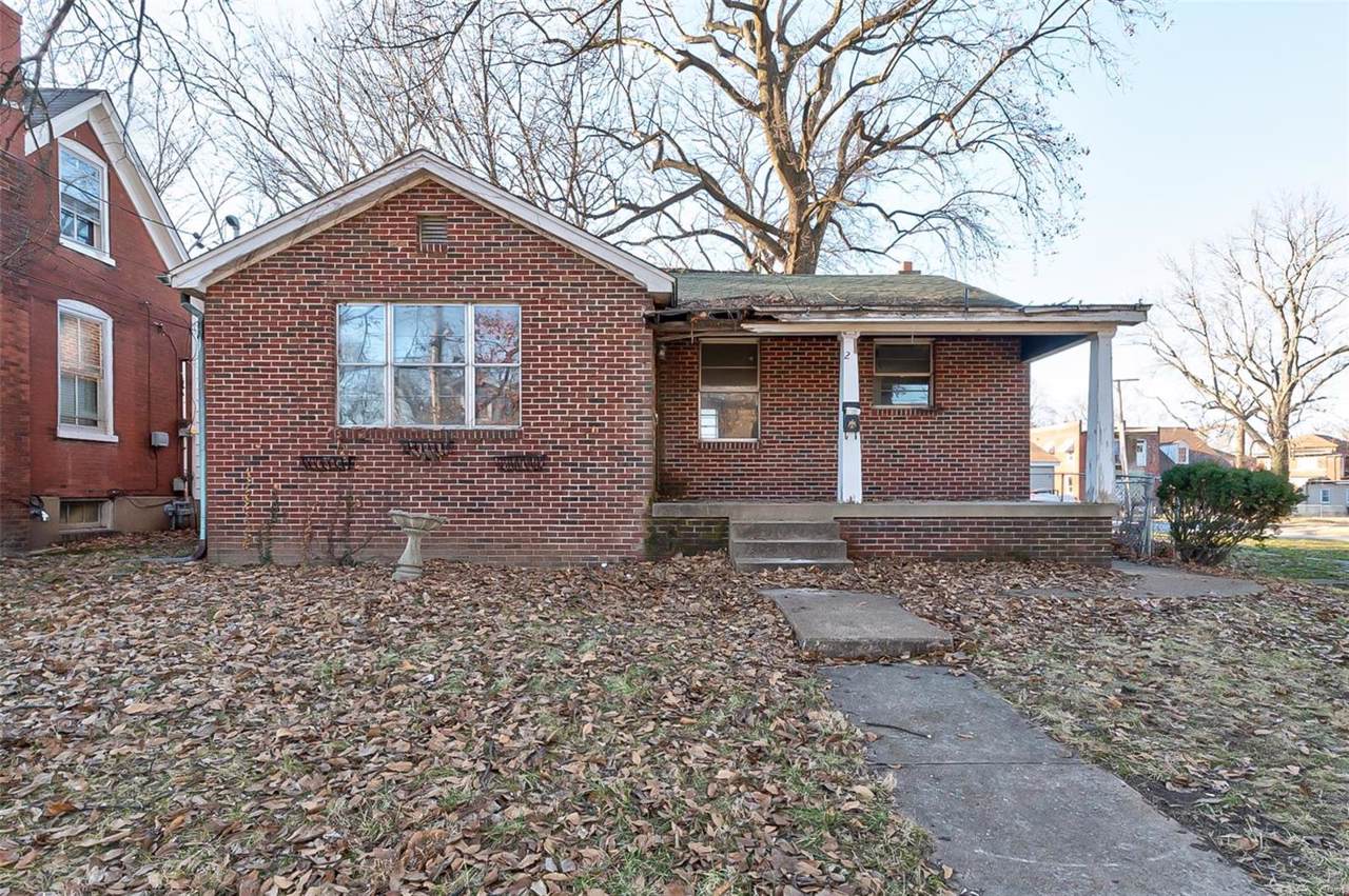 21 10th Street - Photo 1