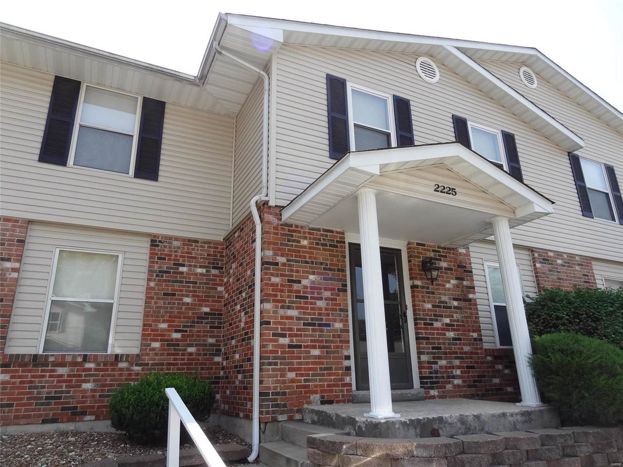 2225 Highland Hill - Photo 1