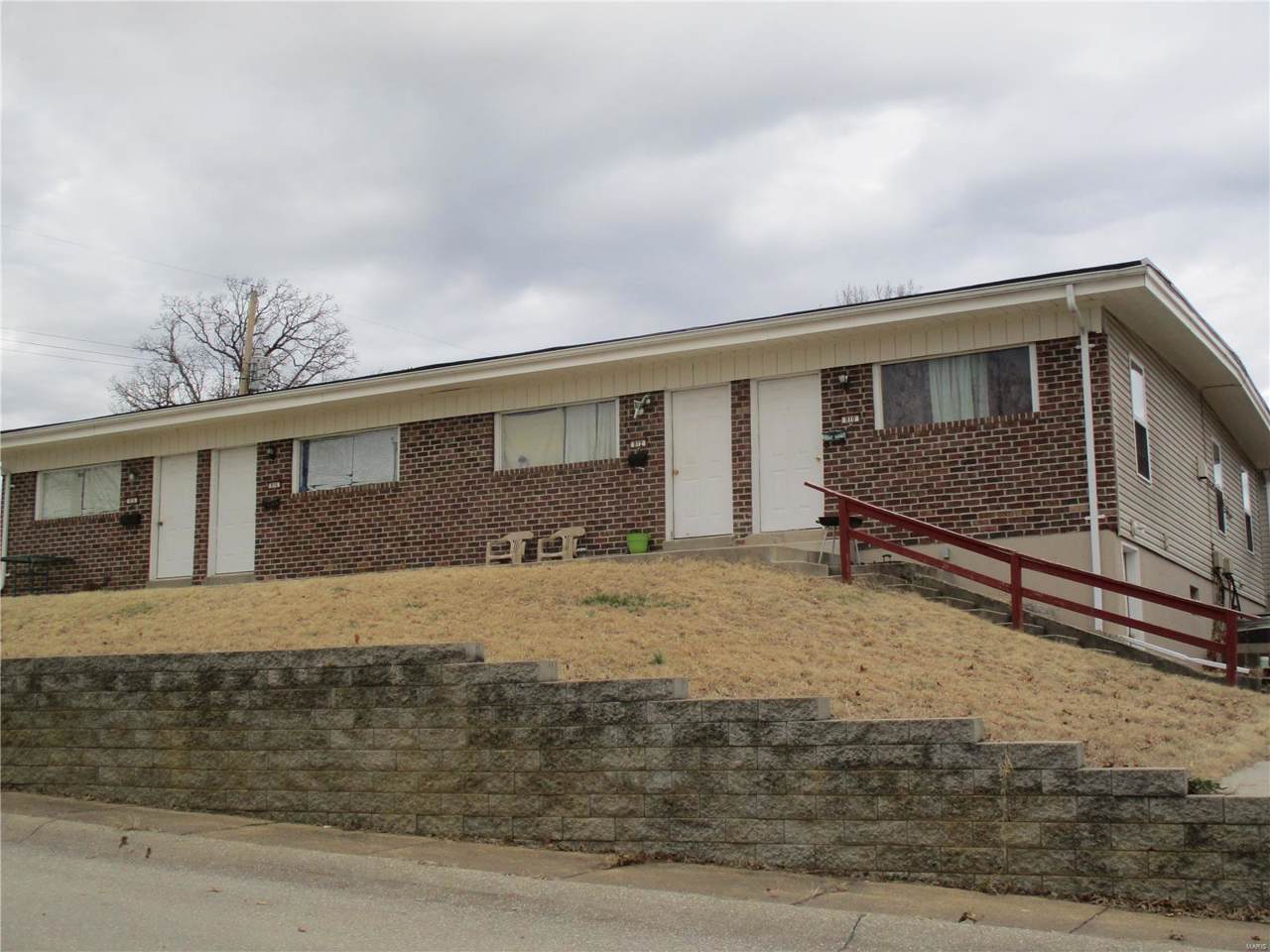 810 Jefferson Street - Photo 1
