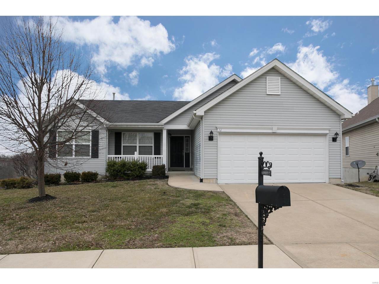 11 Clovercrest Court - Photo 1