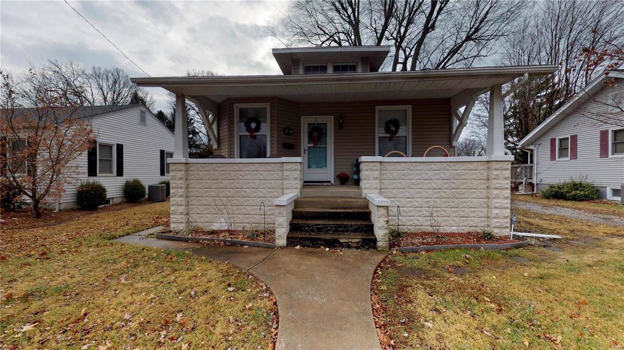 407 3rd Street - Photo 1