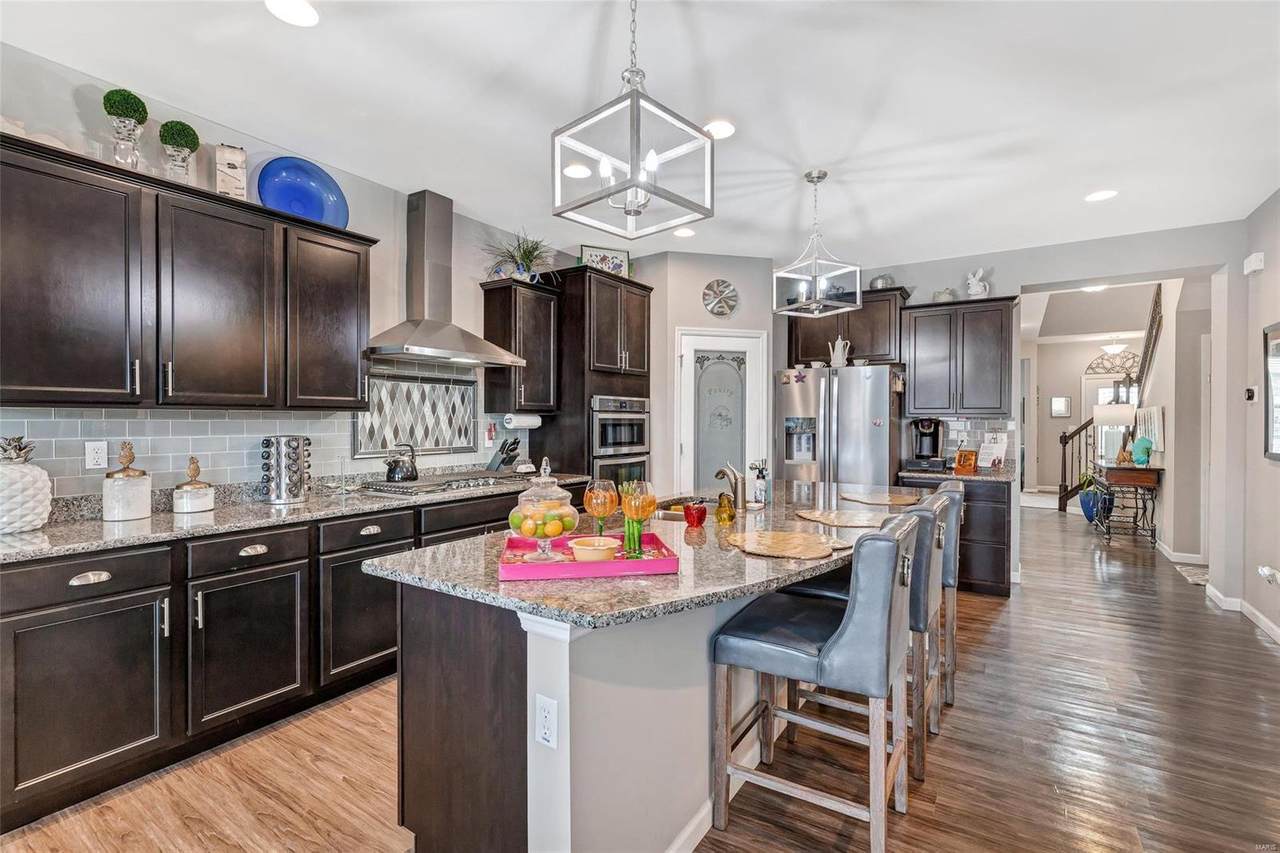 207 Chestnut Creek Crossing - Photo 1