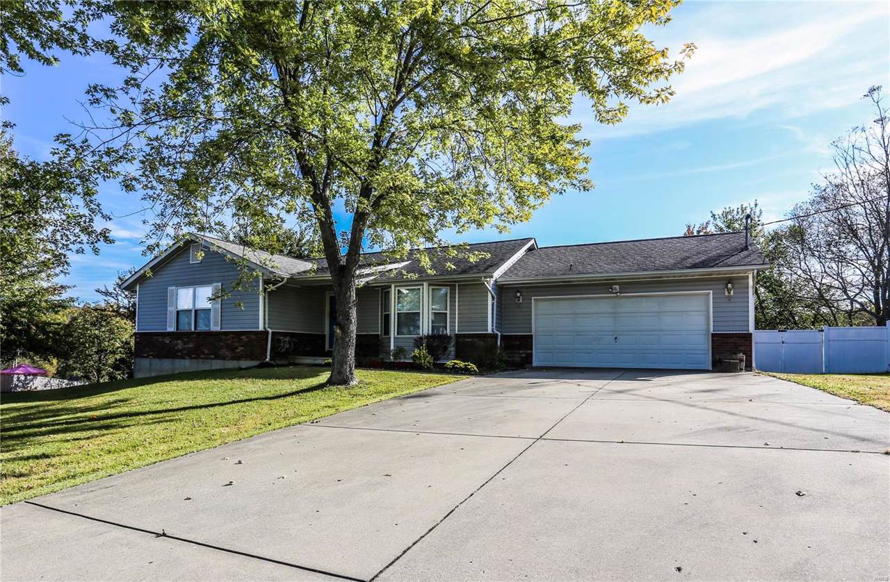 7310 Sennawood Drive - Photo 1