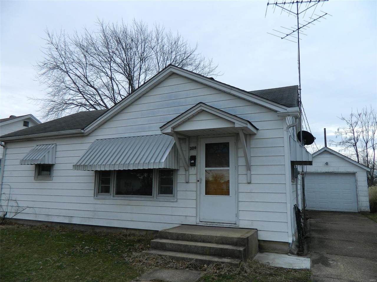306 Jackson - Photo 1