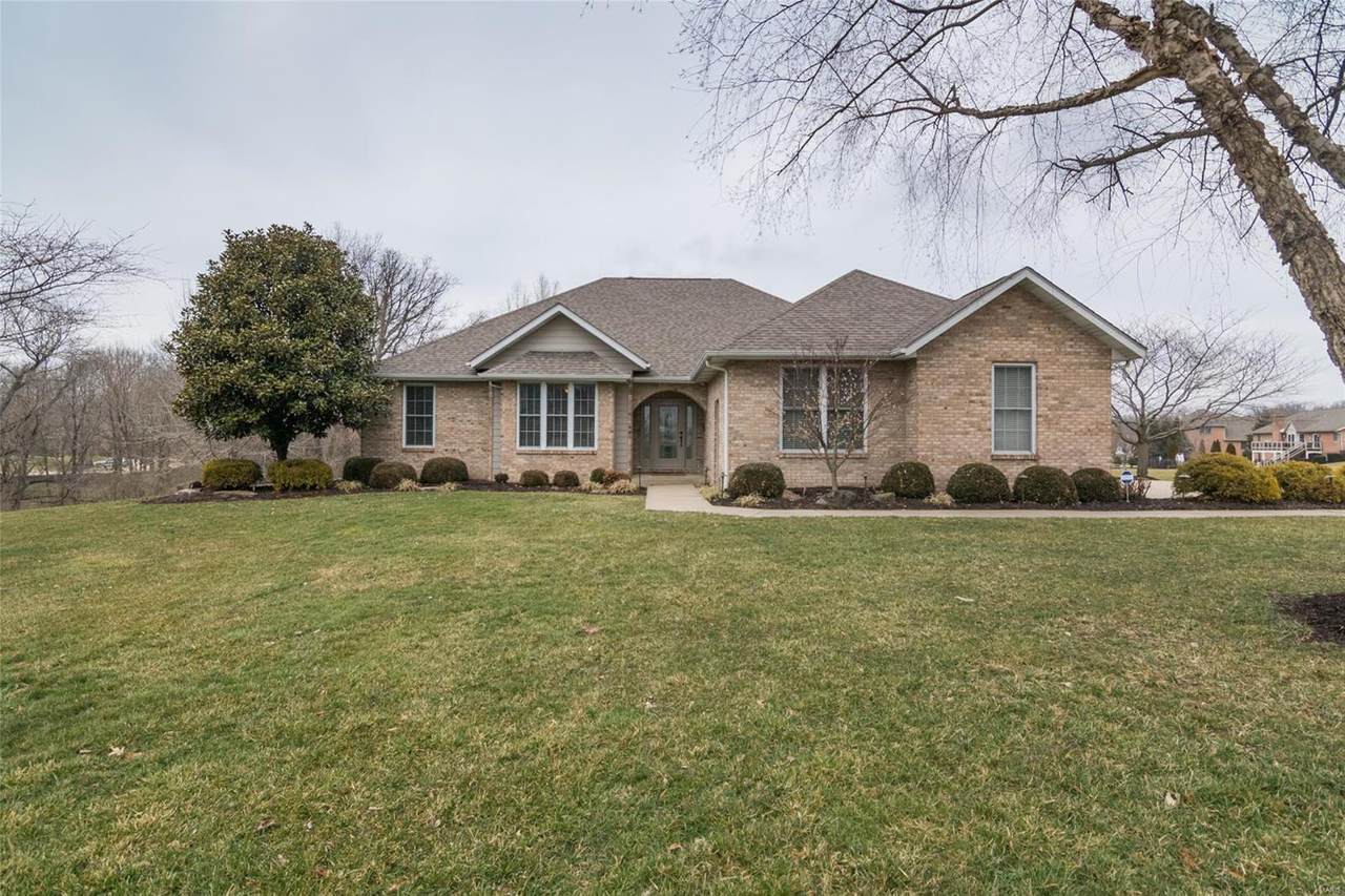 130 Woodbourne Court - Photo 1