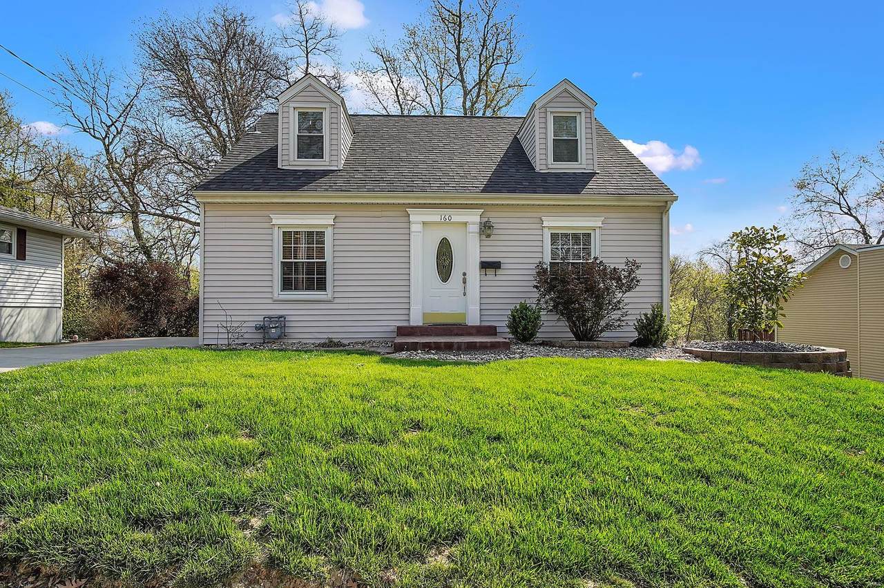 160 Helen Place - Photo 1