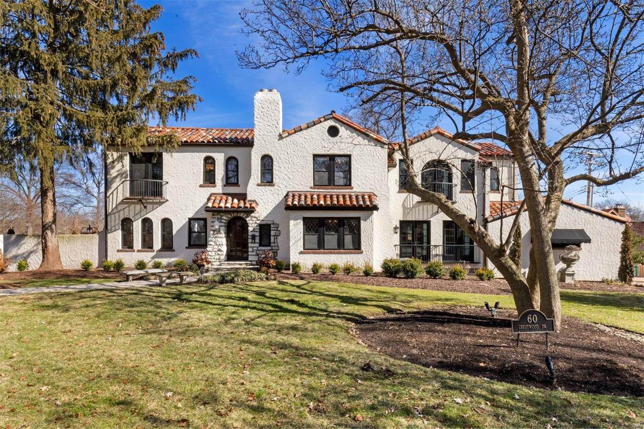 60 Crestwood Drive - Photo 1