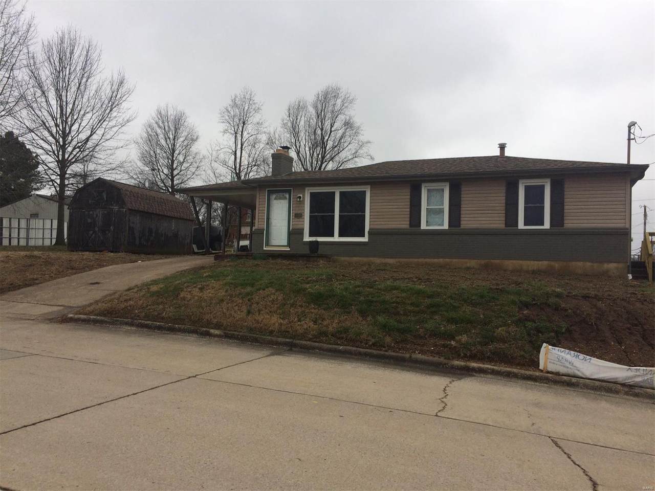 320 Jefferson Street - Photo 1