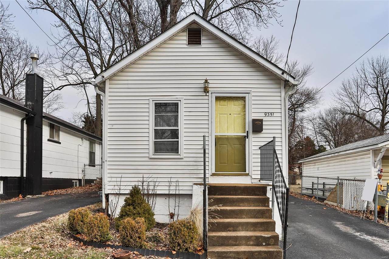 9351 North Avenue - Photo 1