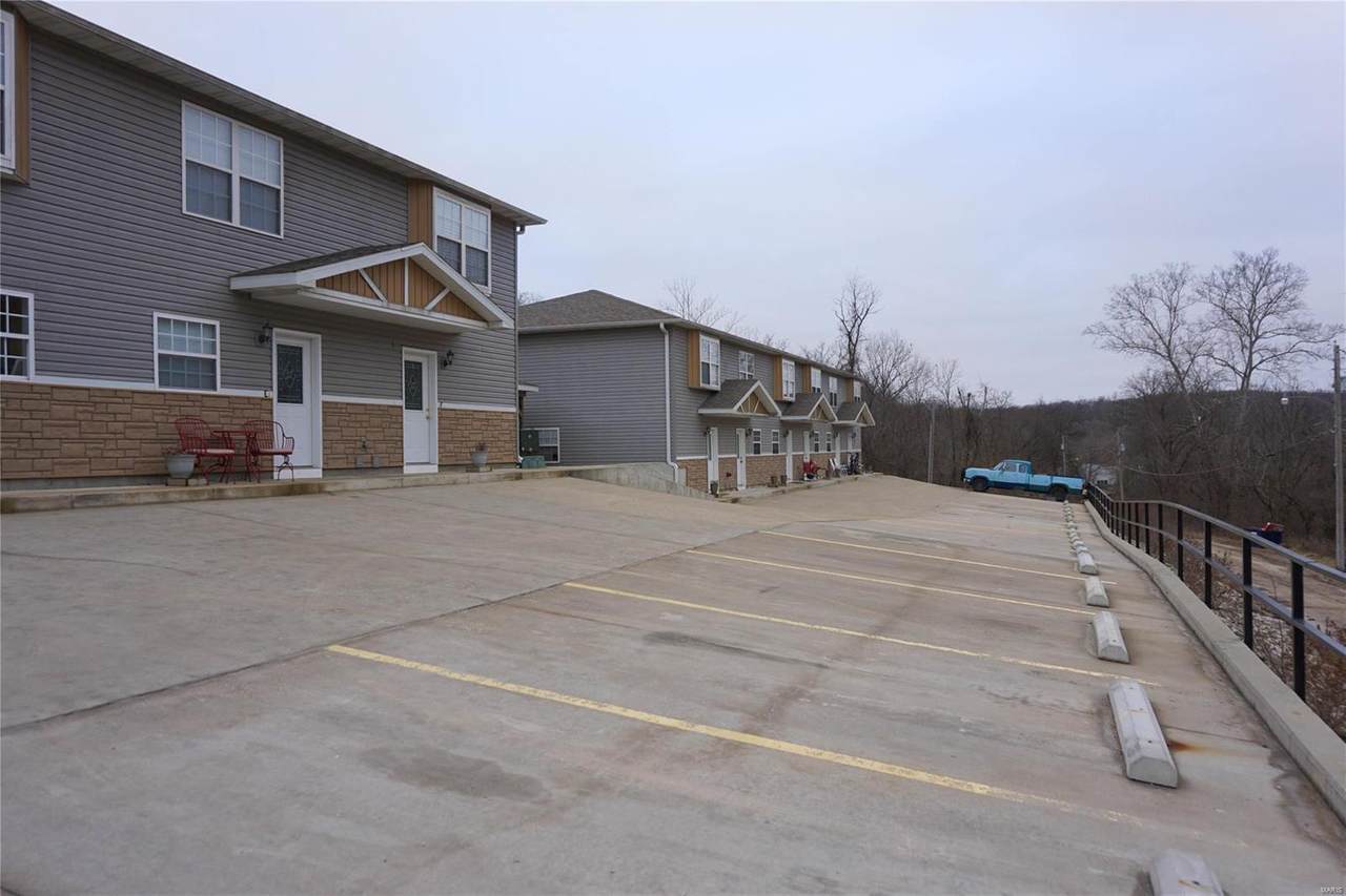 700 Hillside Drive - Photo 1