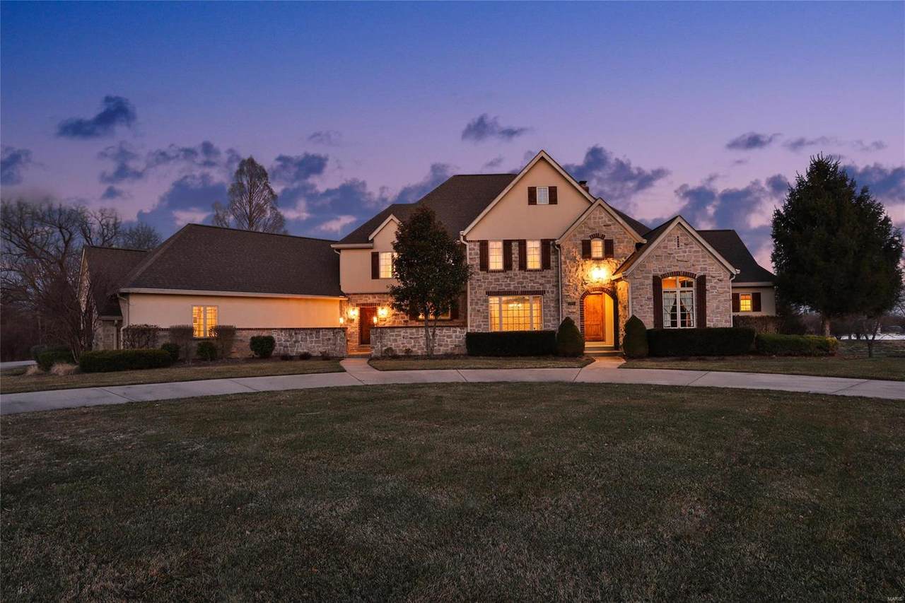 1220 Carleton Lane - Photo 1