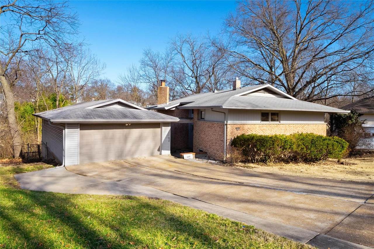 449 Elm Avenue - Photo 1
