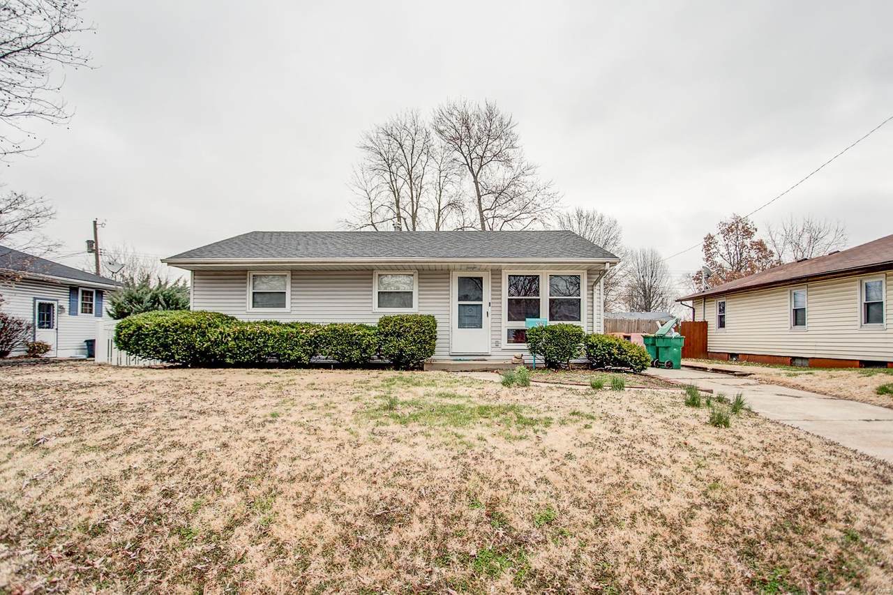 2828 Wayne Avenue - Photo 1