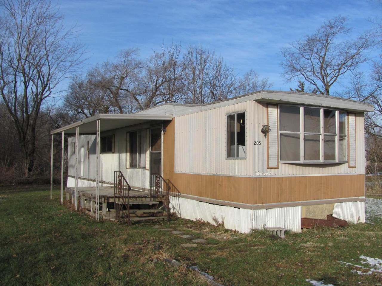 205 Schowengerdt Street - Photo 1