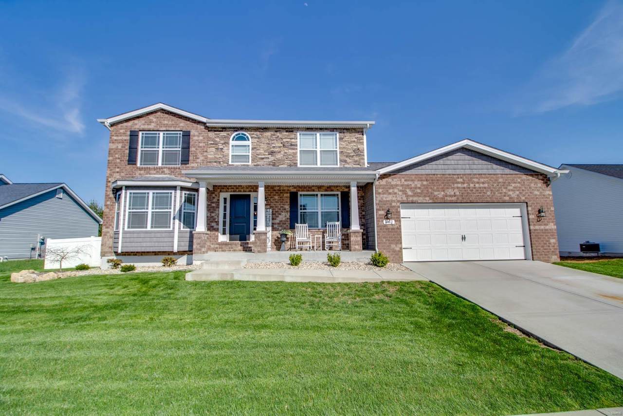240 Gabrielle Circle - Photo 1