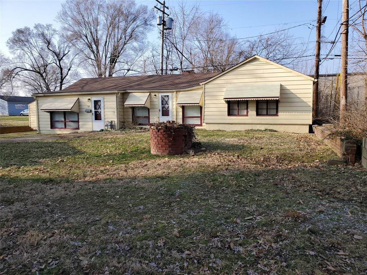 1717 Belle - Photo 1