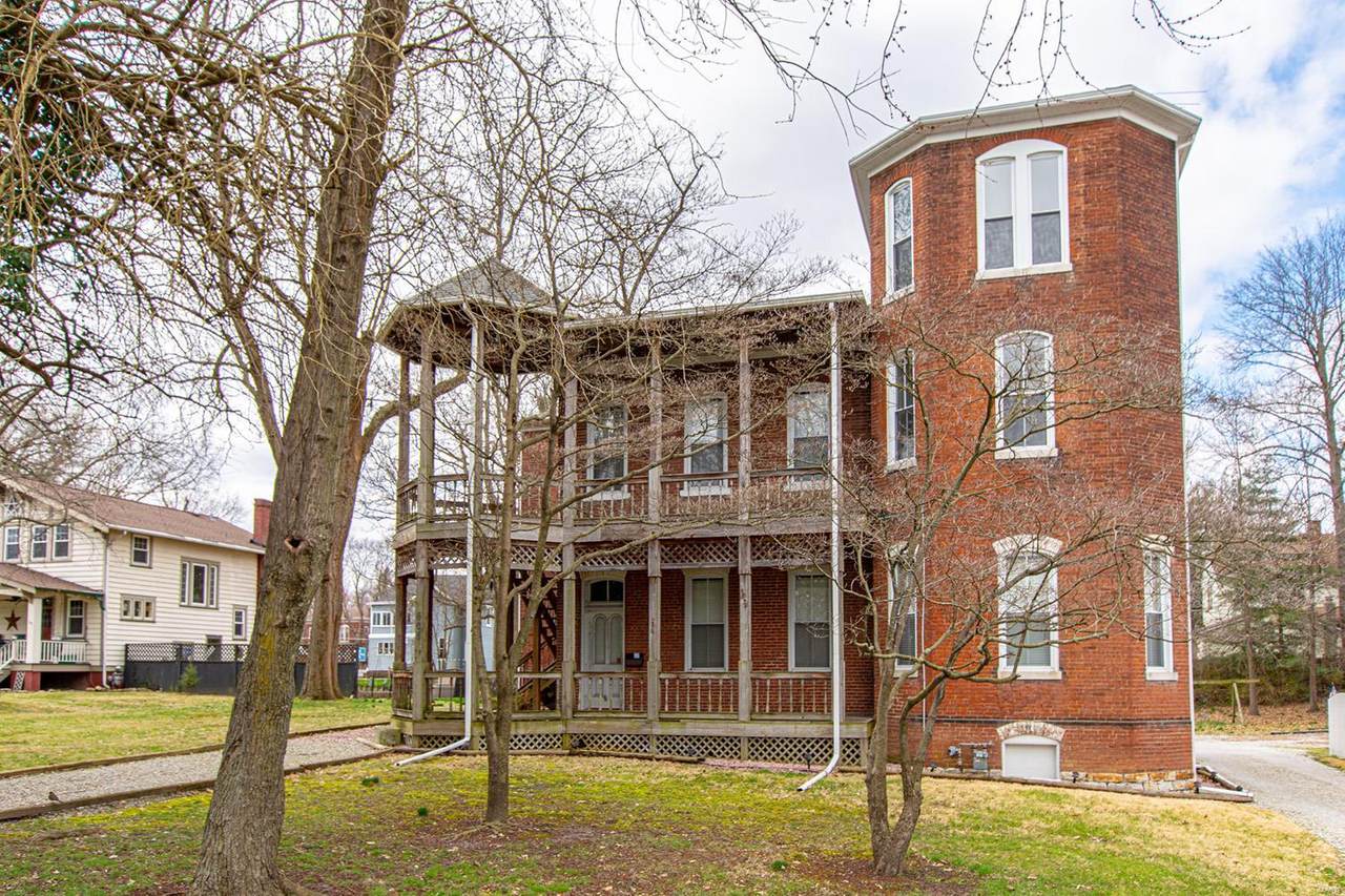 505 Charles Street - Photo 1