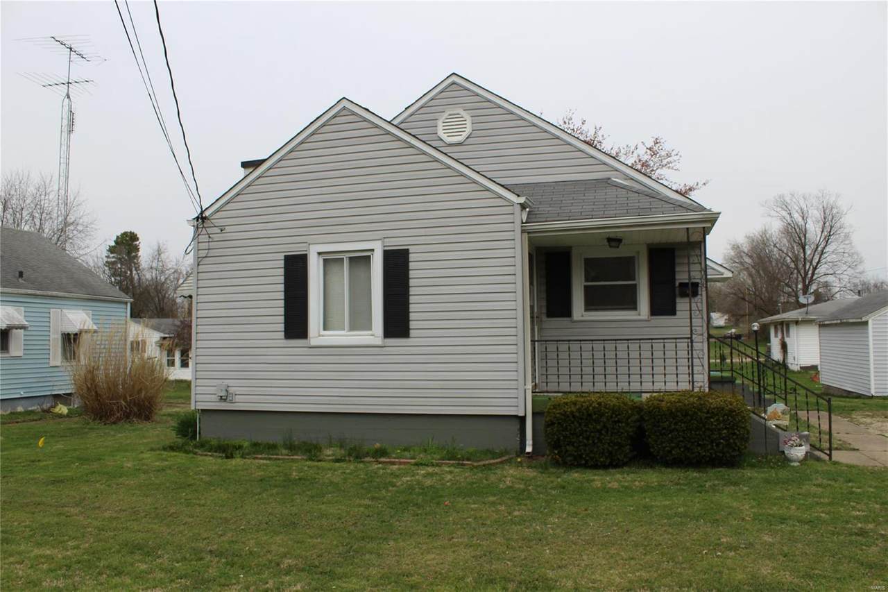 406 W. College - Photo 1
