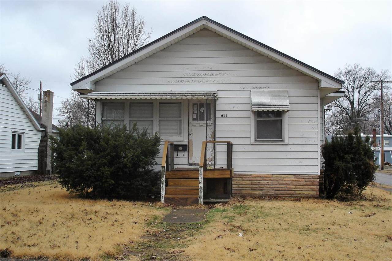 611 Hickman Street - Photo 1
