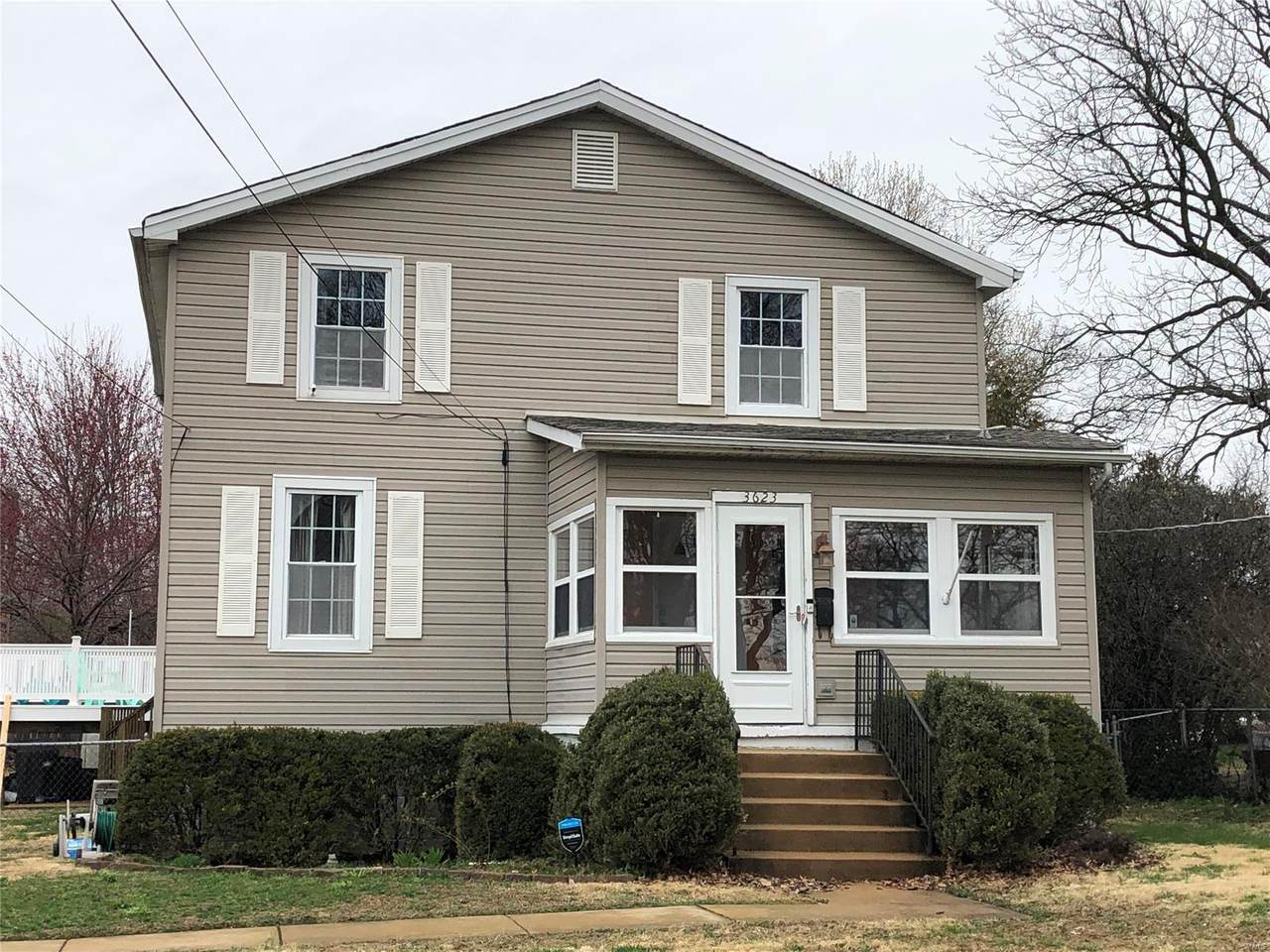 3623 Manhattan Avenue - Photo 1