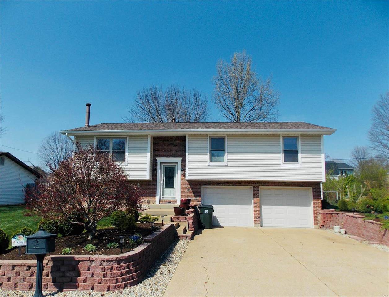 505 Mary Drive - Photo 1 505 Mary Drive - Photo 1