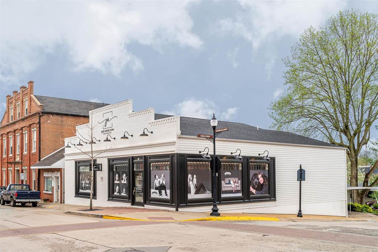 220 Jefferson Street - Photo 1